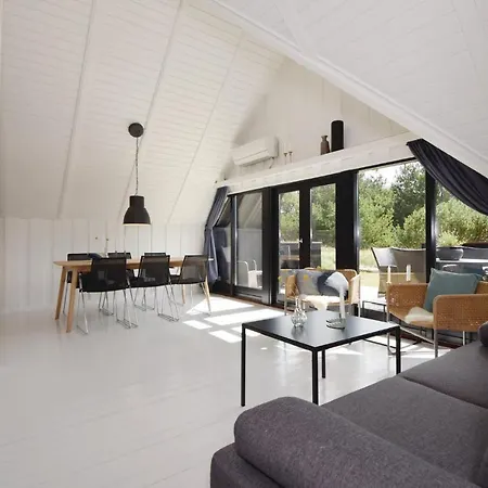 Four-bedroom Holiday In Casa de Férias *
