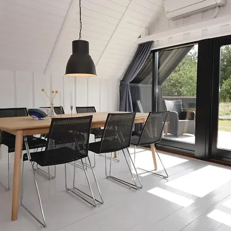 Four-bedroom Holiday In